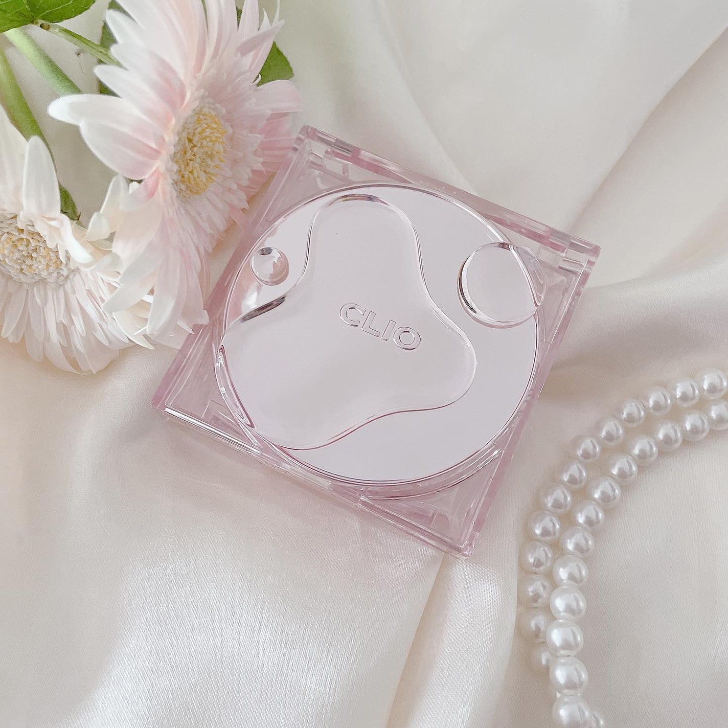 orange_glow_kwm on LIPS 「CLIOキルカバーハイグロウクッション✨可愛いパッケージ✨パッ..」(1枚目)