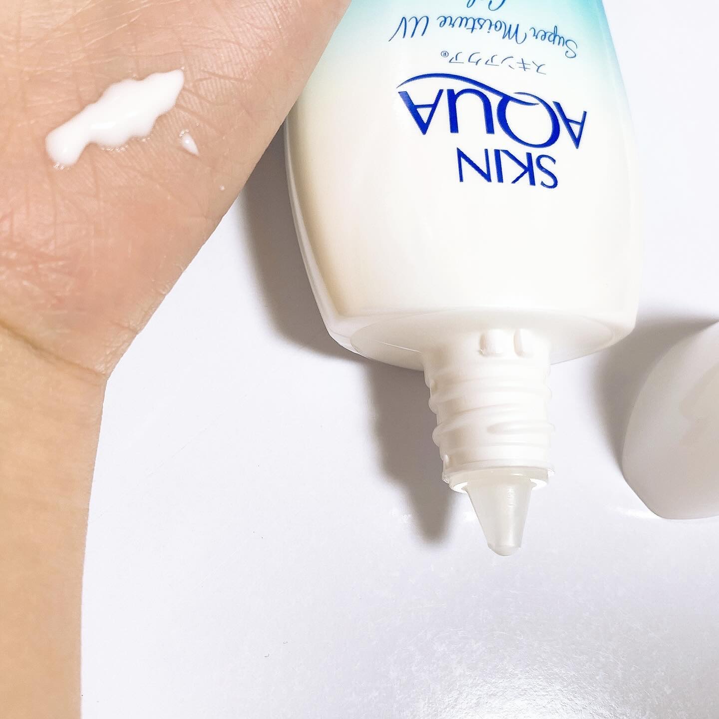 スキンアクア スーパーモイスチャージェル/スキンアクア/日焼け止めジェルを使ったクチコミ（3枚目）