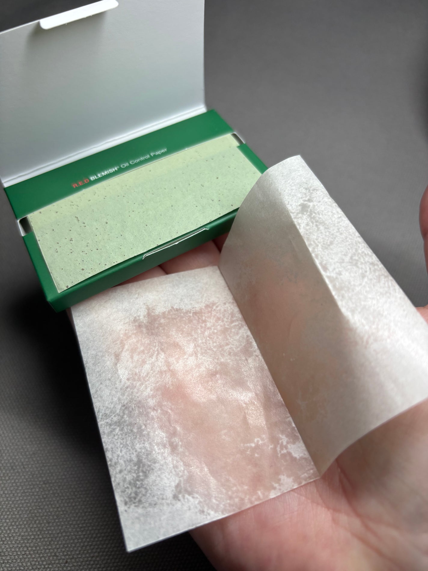 ドクタージー オイルコントロールペーパー/Dr.G/あぶらとり紙を使ったクチコミ(2枚目)
