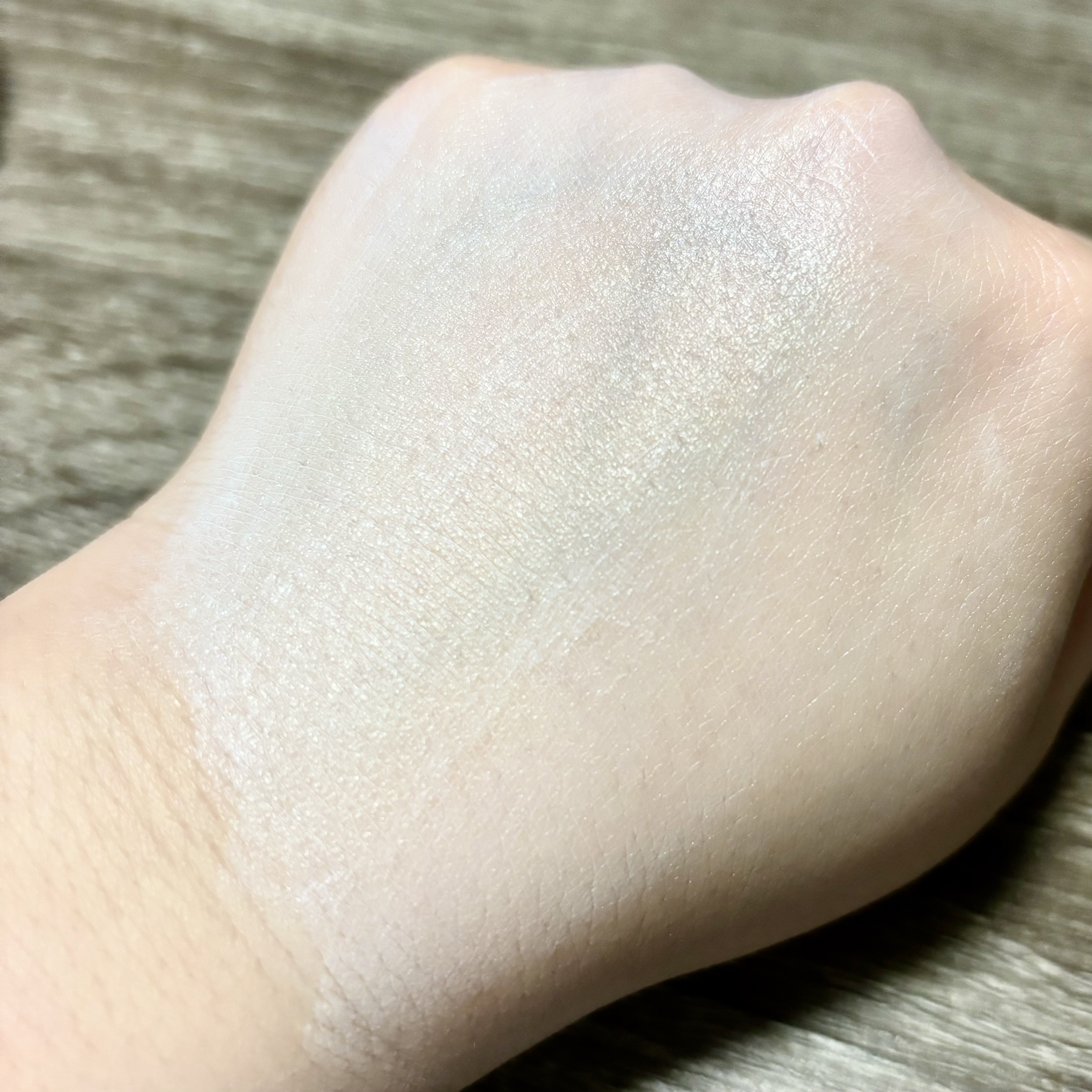 [R4] ウルトラスージングサンメイクアップベース/ダーマファーム/日焼け止めクリームを使ったクチコミ（3枚目）