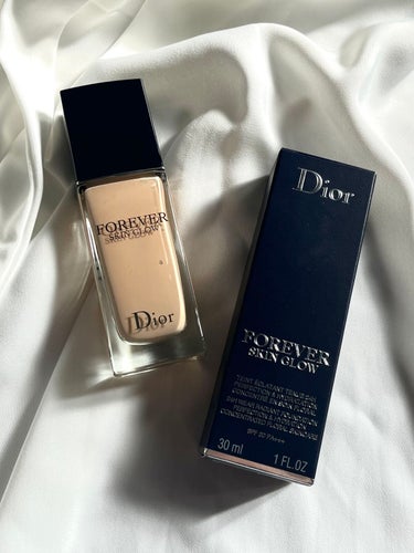 ディオールスキン フォーエヴァー フルイド グロウ/Dior/リキッドファンデーションを使ったクチコミ（1枚目）