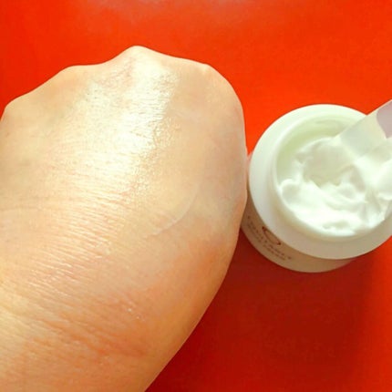 ホワイトクリーム/エクイタンス/フェイスクリームを使ったクチコミ(5枚目)