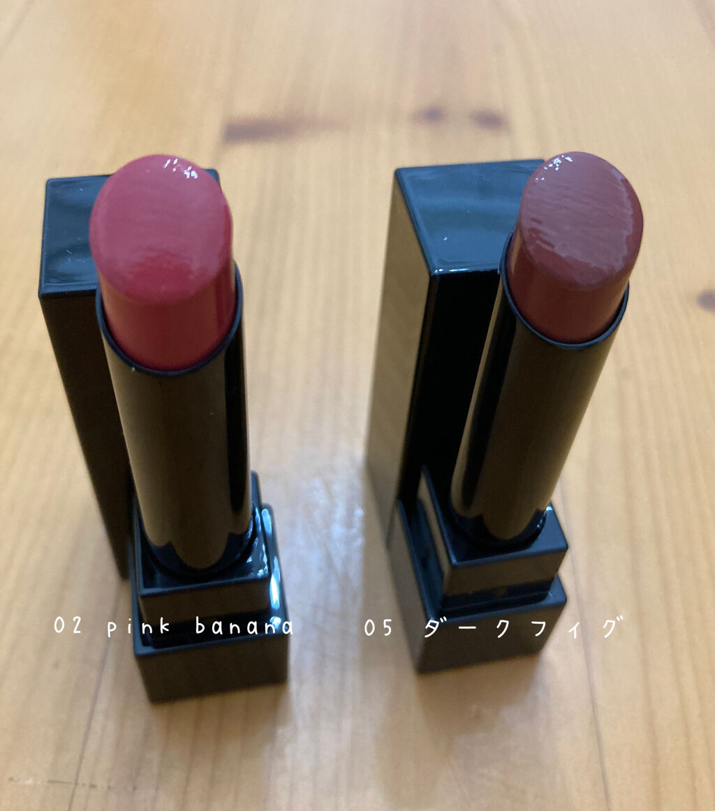 塗り心地バツグン！スルスル塗れて、ティントみたいなのにそんなに荒れない！

マスクにぜんぜん移らなくてビックリ！(°д°)

見た目もデパコスぽくて、高級感があるパケで気分も上がっちゃいます😊

ダークフィグはものすごい唇に馴染むので普段