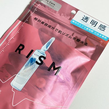 RISM デイリーケアマスク セラミド＆パールのクチコミ「昼と夜で働きが変化する
“肌リズム”に着目したスキンケアブランド🌷

肌リズムを整える保湿成分.....」（1枚目）