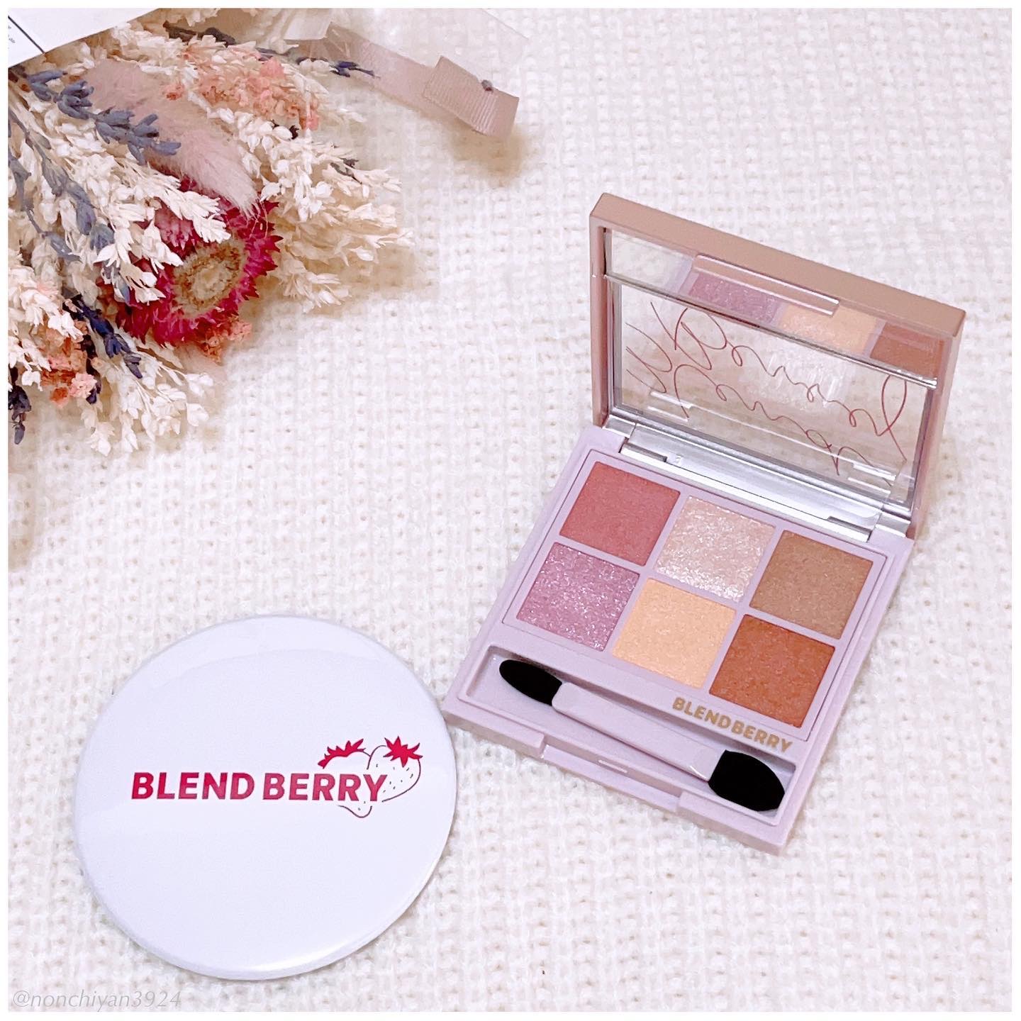 オーラクリエイション 107 フィグ＆スキンモーヴ(限定カラー)/BLEND BERRY/アイシャドウパレットを使ったクチコミ（3枚目）