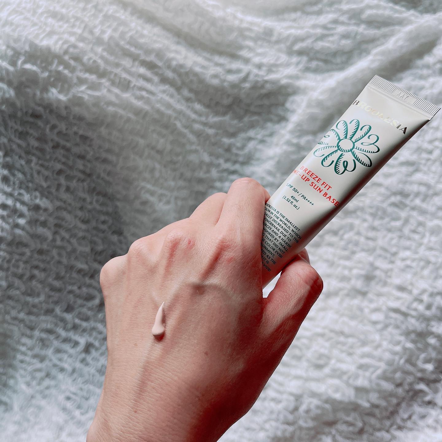 ブリーズフィット トーンアップ サンベース/BROOKESIA/日焼け止めクリームを使ったクチコミ（2枚目）