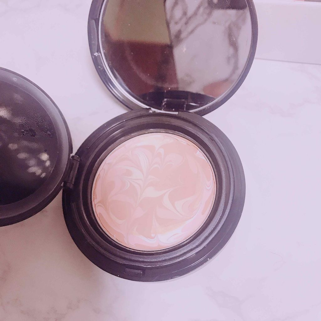 トニモリカバーリストエッセンスインファンデーション/TONYMOLY/クリーム・エマルジョンファンデーションを使ったクチコミ(2枚目)