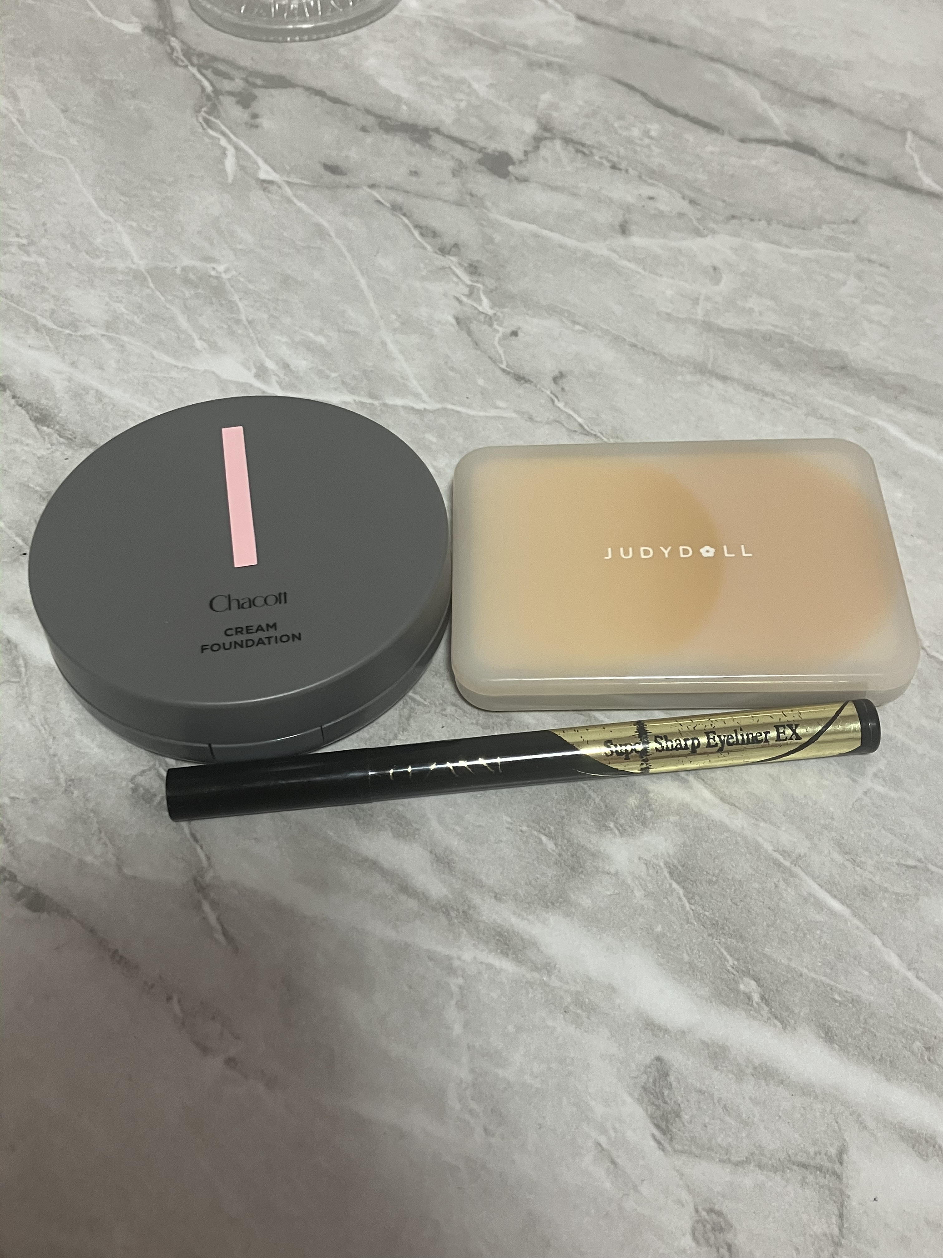 エンリッチングクリームファンデーション 825/ピンクベージュ/チャコット・コスメティクス/クリーム・エマルジョンファンデーションを使ったクチコミ（2枚目）