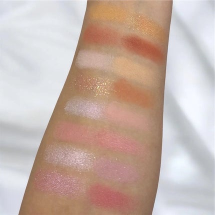 ソフトブラーリングアイパレット/wakemake/アイシャドウパレットを使ったクチコミ(2枚目)