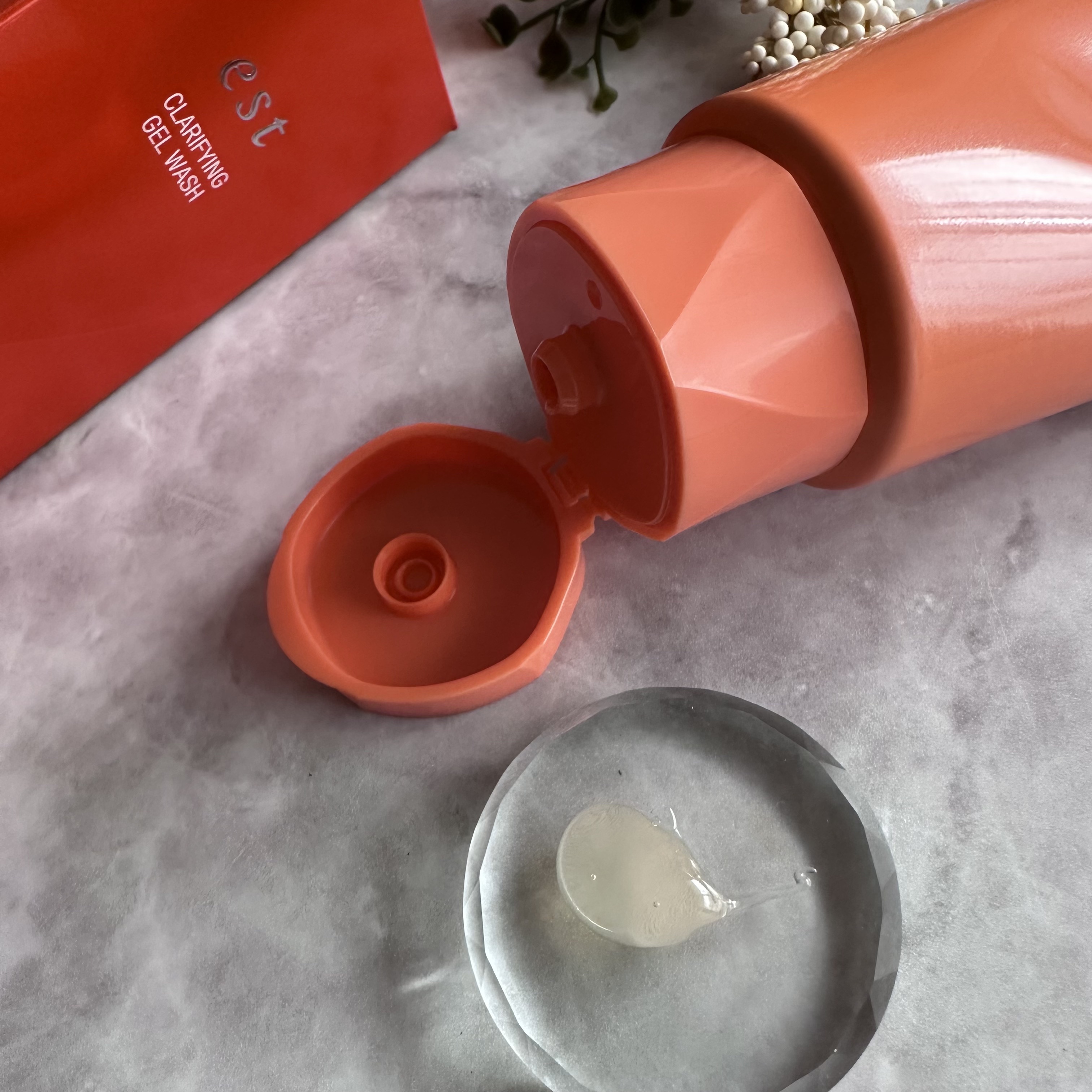 エスト クラリファイイング ジェル ウォッシュ/est/その他洗顔料を使ったクチコミ（2枚目）