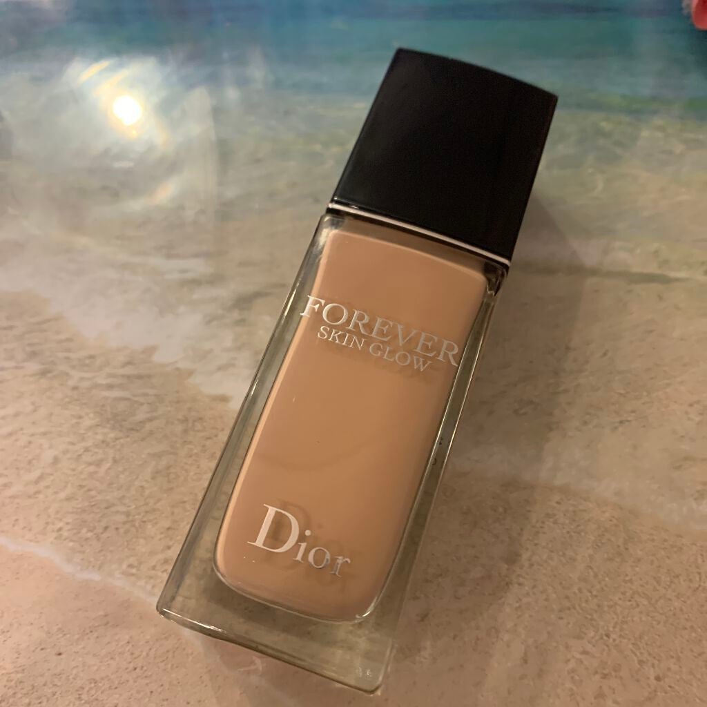 ディオールスキン フォーエヴァー フルイド グロウ/Dior/リキッドファンデーションを使ったクチコミ(1枚目)