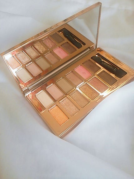 バレンタインボックス/VAVI MELLO/アイシャドウパレットを使ったクチコミ(1枚目)