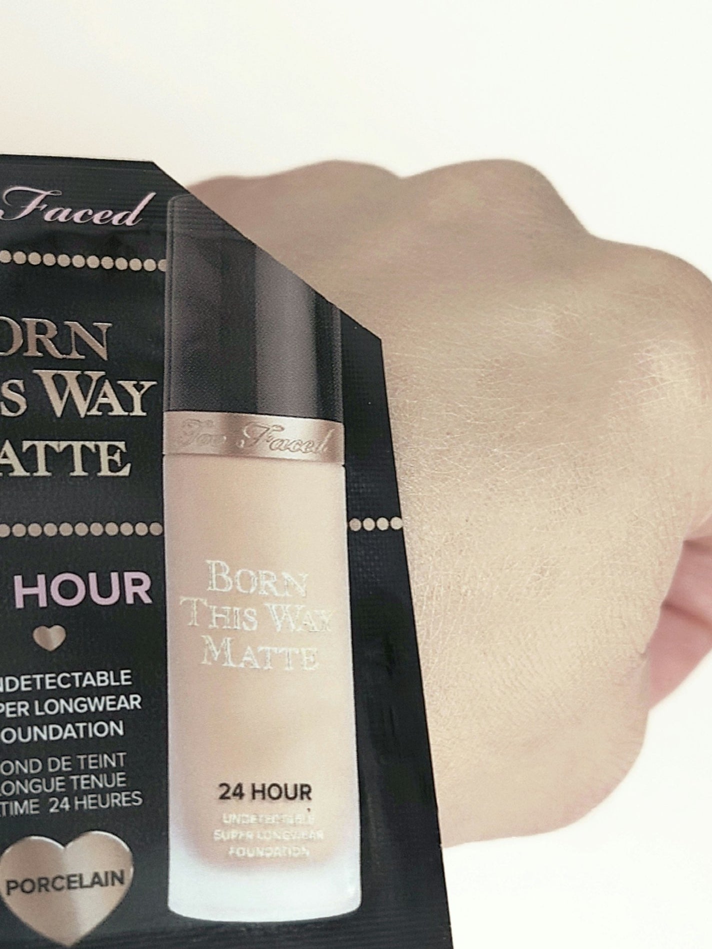 ボーン ディス ウェイ アンディテクタブル 24H マット ファンデーション/Too Faced/リキッドファンデーションを使ったクチコミ(5枚目)