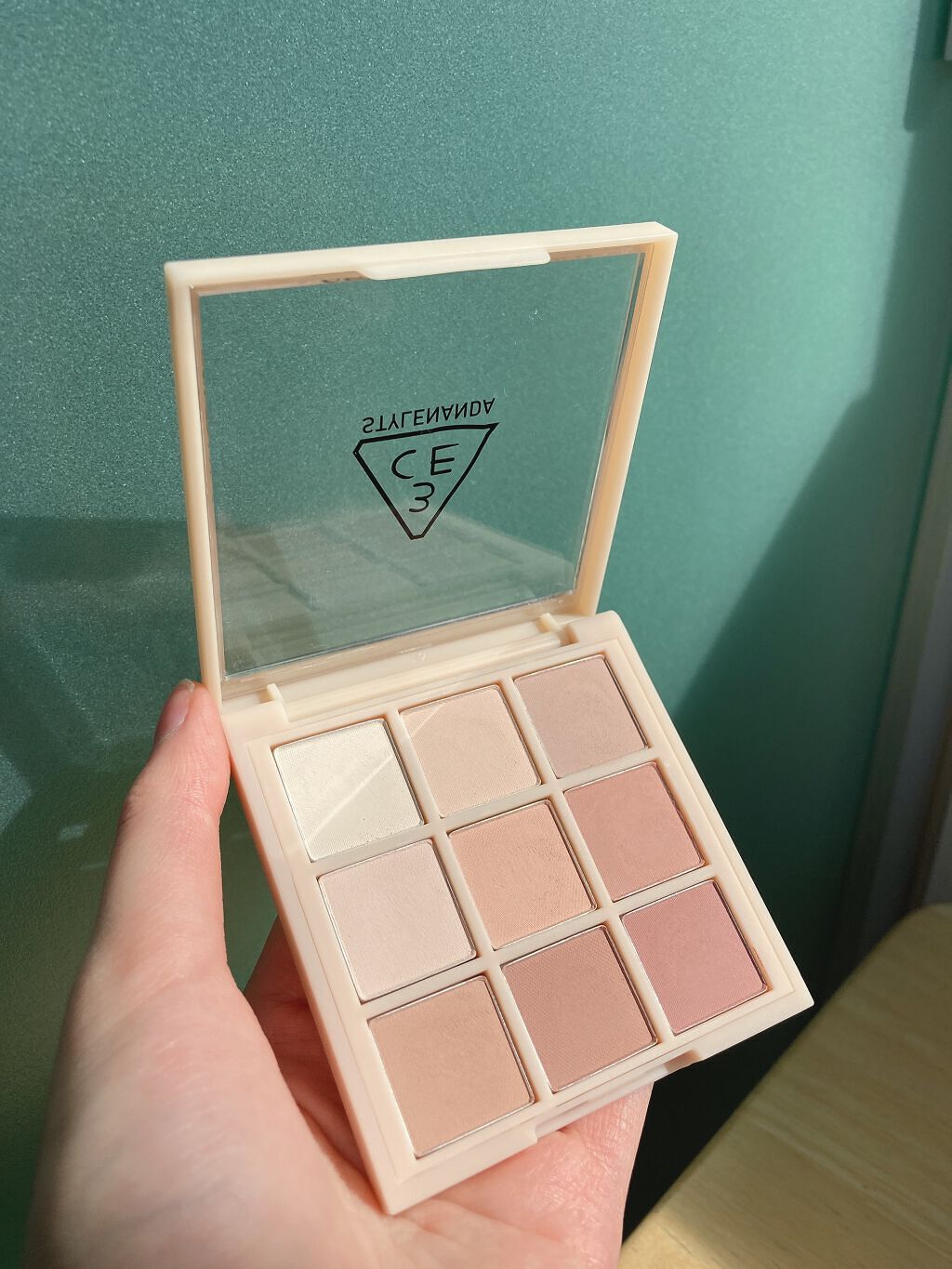 3CE マルチアイカラーパレット/3CE/アイシャドウパレットを使ったクチコミ(3枚目)