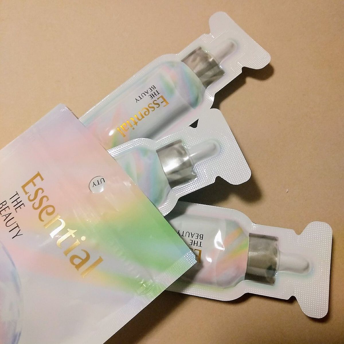 ザビューティ うるツヤチャージヘアパック/エッセンシャル/ヘアマスク・ヘアパックを使ったクチコミ(3枚目)