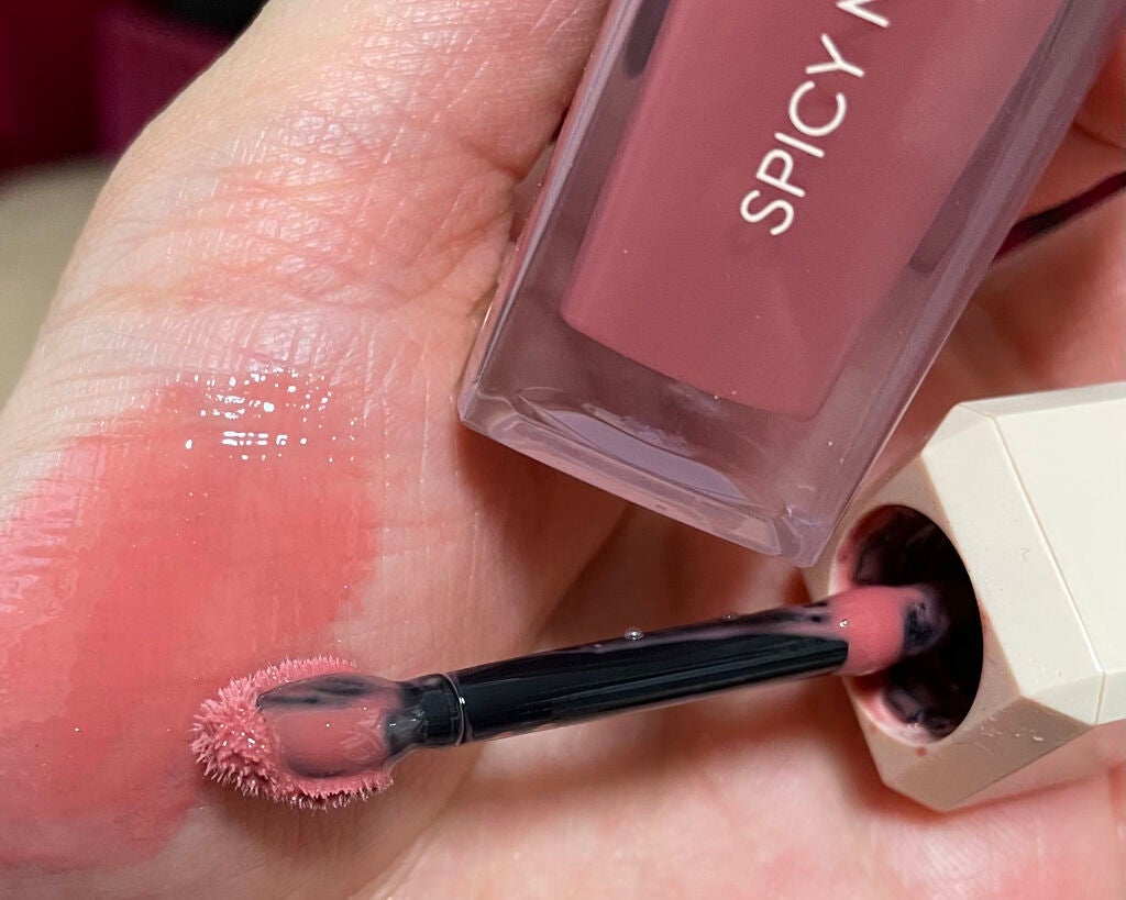 センシュアルスパイシーヌードグロス/HERA/リップグロスを使ったクチコミ(4枚目)