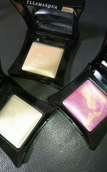 beyond powder/Illamasqua/パウダーハイライトを使ったクチコミ(1枚目)