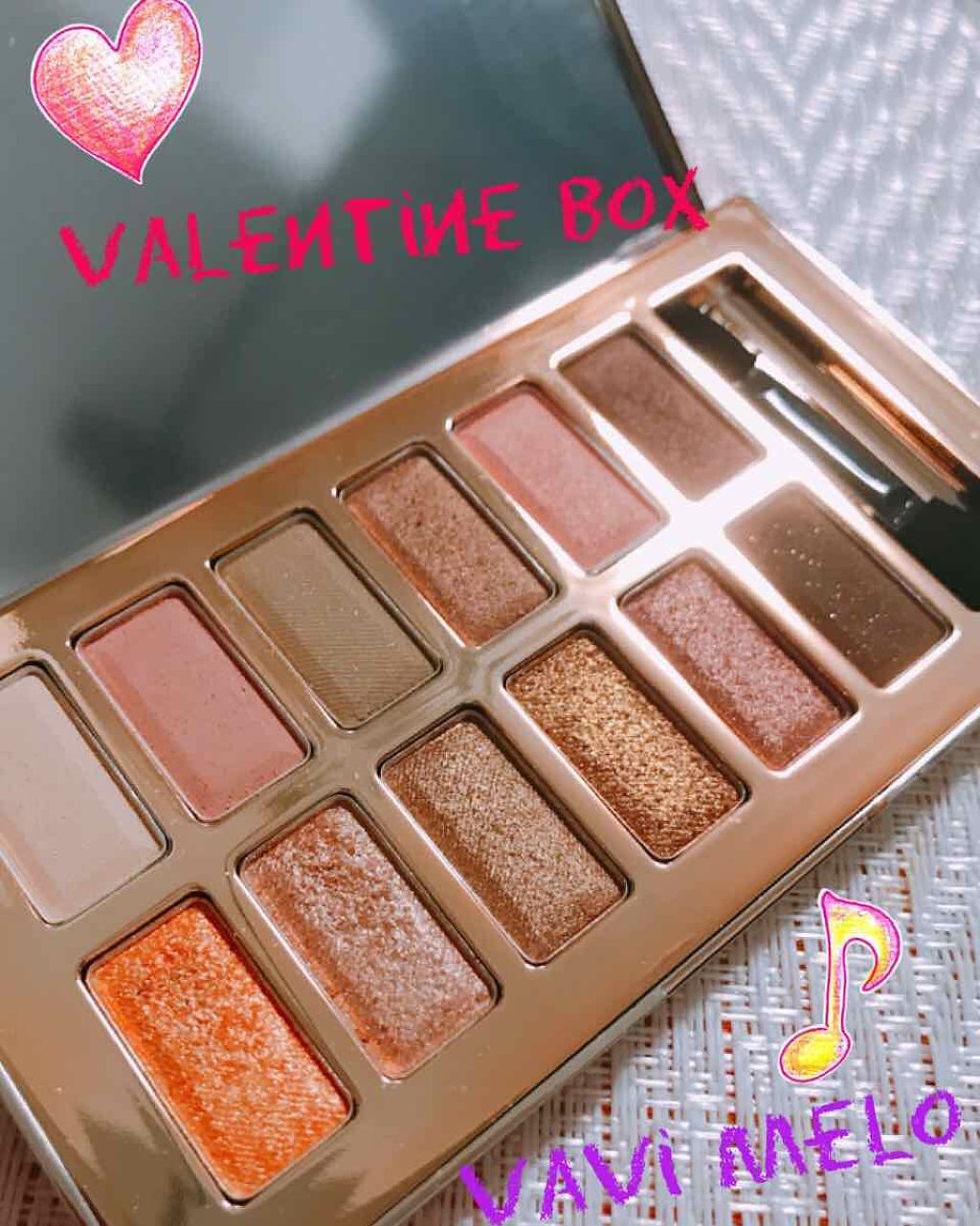 バレンタインボックス/VAVI MELLO/アイシャドウパレットを使ったクチコミ(1枚目)