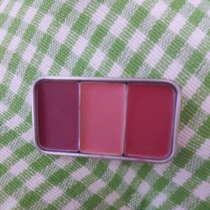 フレッシュフルーツ リップ&チーク トリオ/SKINFOOD/ジェル・クリームチークを使ったクチコミ(2枚目)