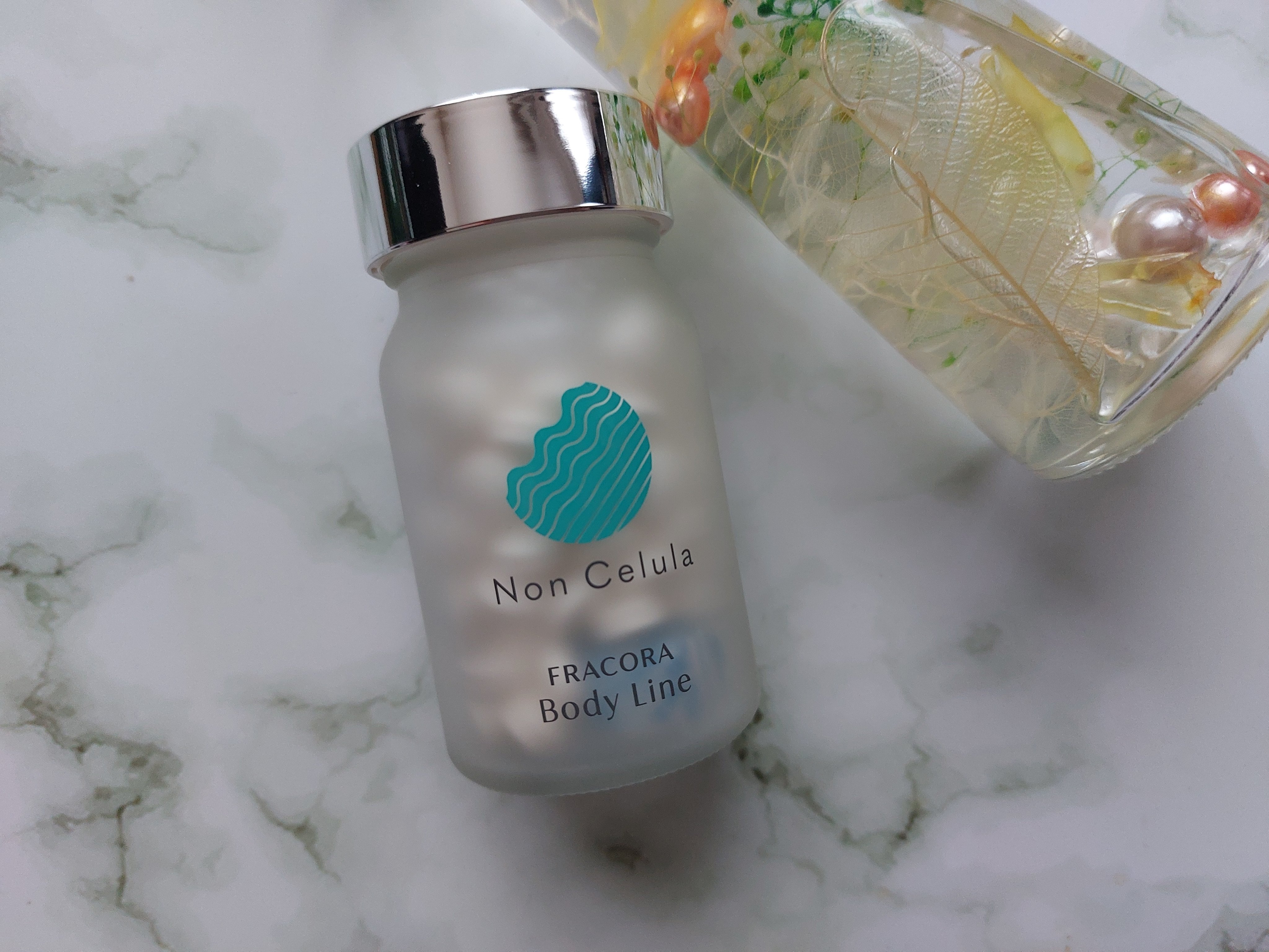 FRACORA Body Line Non Celula/fracora/ボディサプリメントを使ったクチコミ（1枚目）