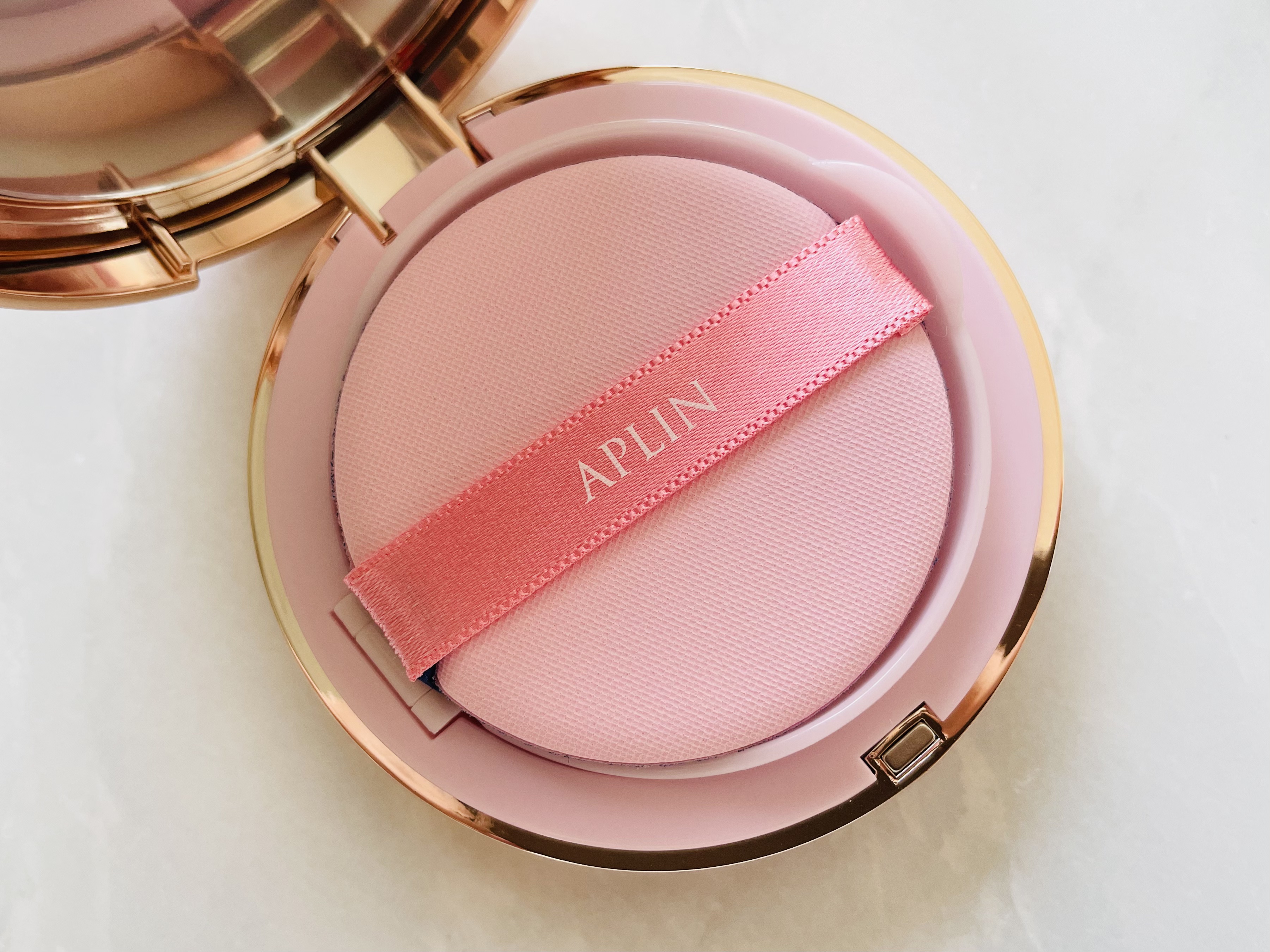 ピンクティーツリーカバーアップグロウクッション/APLIN/クッションファンデーションを使ったクチコミ（2枚目）