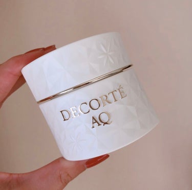 DECORTÉ AQ デイクリームのクチコミ「お気に入りのデイクリームのひとつ💗

毎日使って、4ヶ月持ったかな。
伸びも良いし、香りも良い.....」（1枚目）