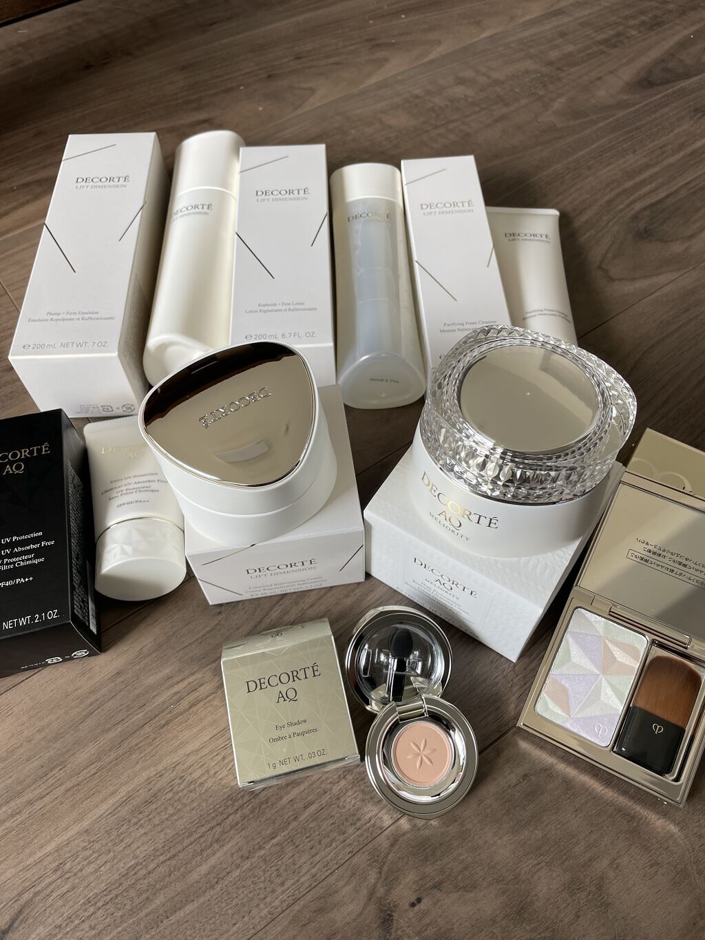 AQ アイシャドウ 03/DECORTÉ/単色アイシャドウを使ったクチコミ（1枚目）