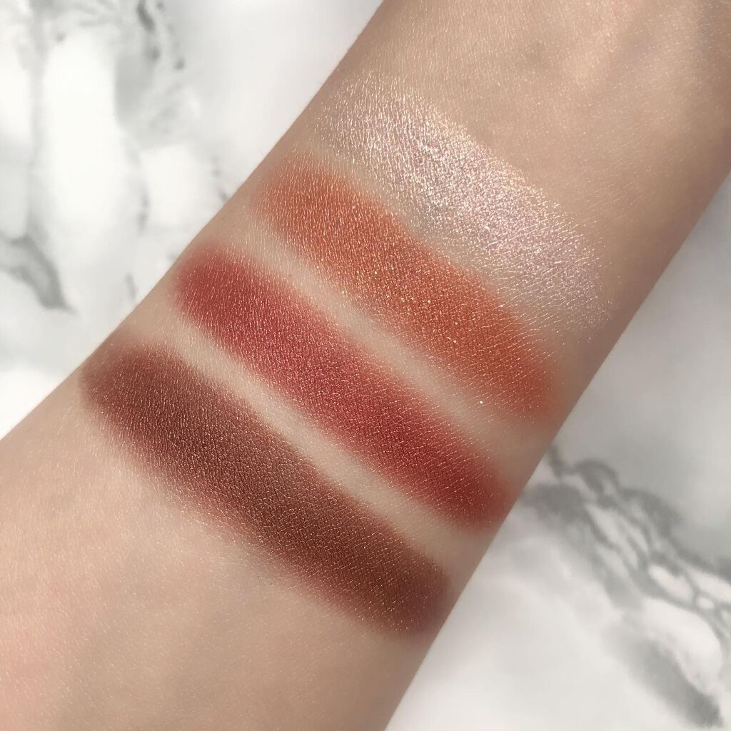 シルキースフレアイズ/キャンメイク/アイシャドウパレットを使ったクチコミ（3枚目）