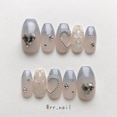 れちめろ on LIPS 「mercariにてネイルチップ販売しています！#rr_nail..」（1枚目）