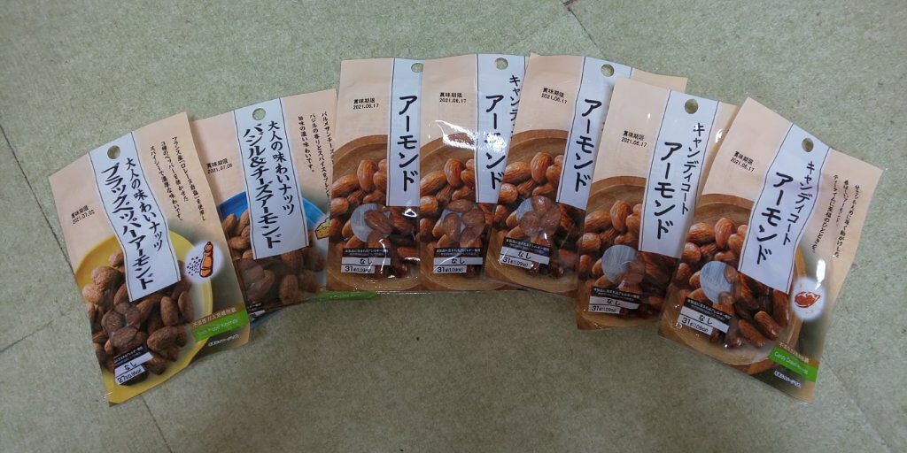 メイクブラシ専用クリーナー/DAISO/その他化粧小物を使ったクチコミ(3枚目)