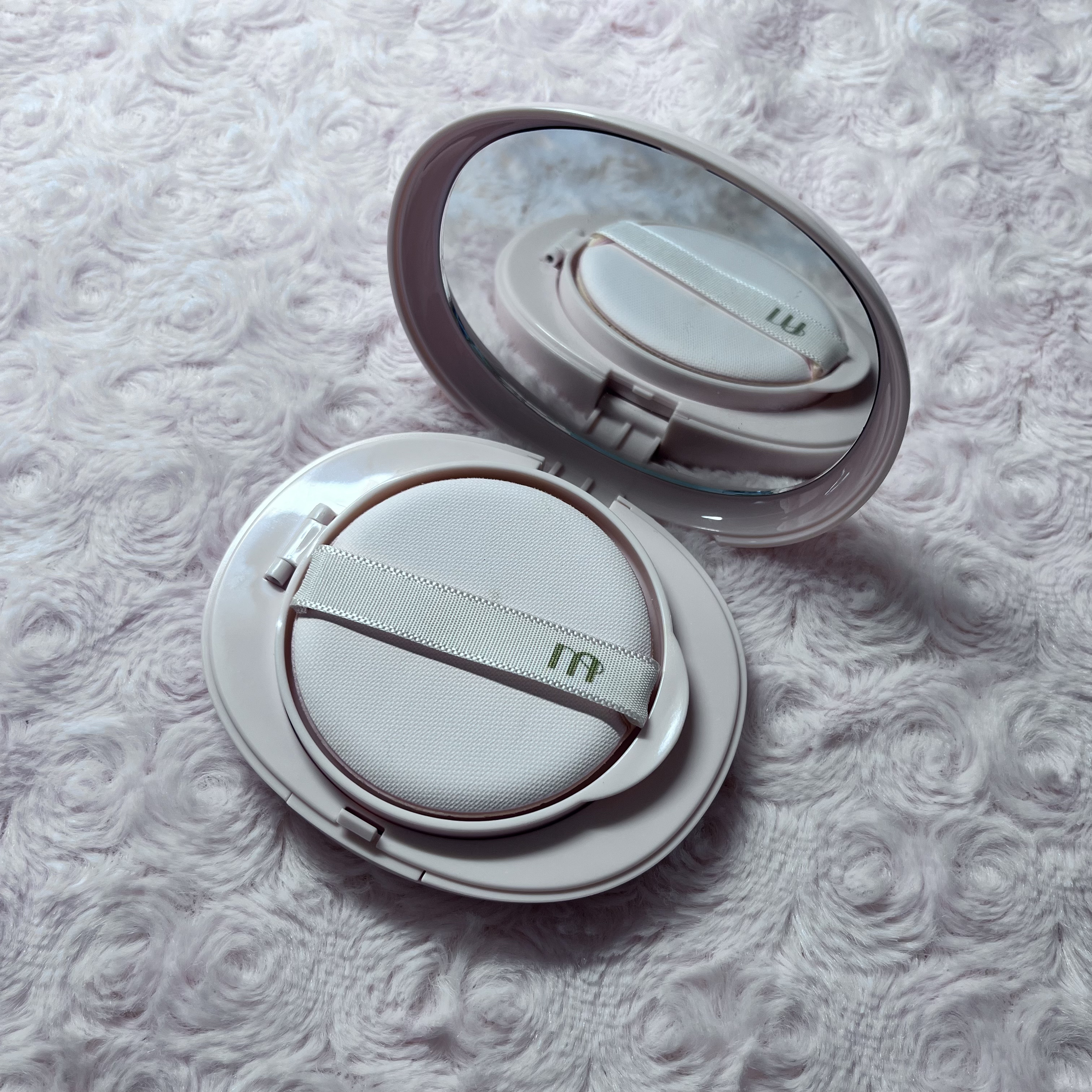 Milk Touch オールデイスキンフィットミルキーグロウクッションのクチコミ「Milk Touch オールデイスキンフィットミルキーグロウクッション

01 ロージーアイボ.....」（2枚目）