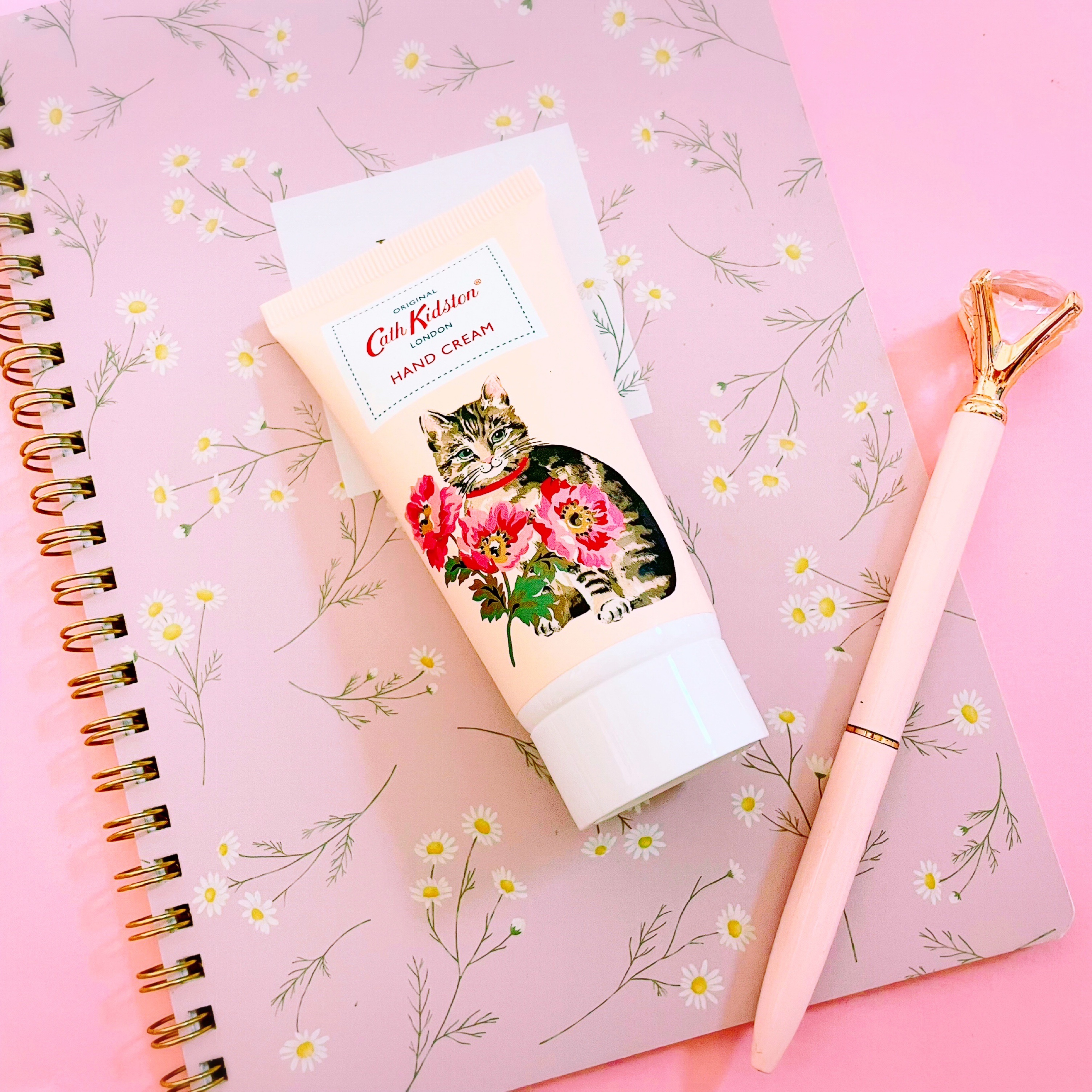 ハンドクリーム キャット&フラワー/CathKidston/ハンドクリームを使ったクチコミ（1枚目）