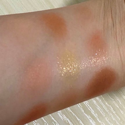 マテリアルカラーパレット/leur charme/アイシャドウパレットを使ったクチコミ(3枚目)