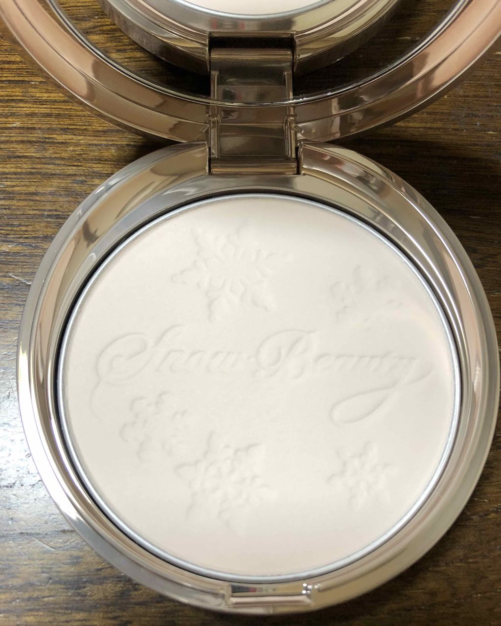 スノービューティー ホワイトニング フェースパウダー 2018/スノービューティー/プレストパウダーを使ったクチコミ(3枚目)