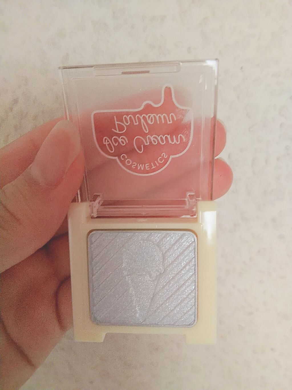 アイシャドウ/アイスクリームパーラー コスメティクス/単色アイシャドウを使ったクチコミ(2枚目)