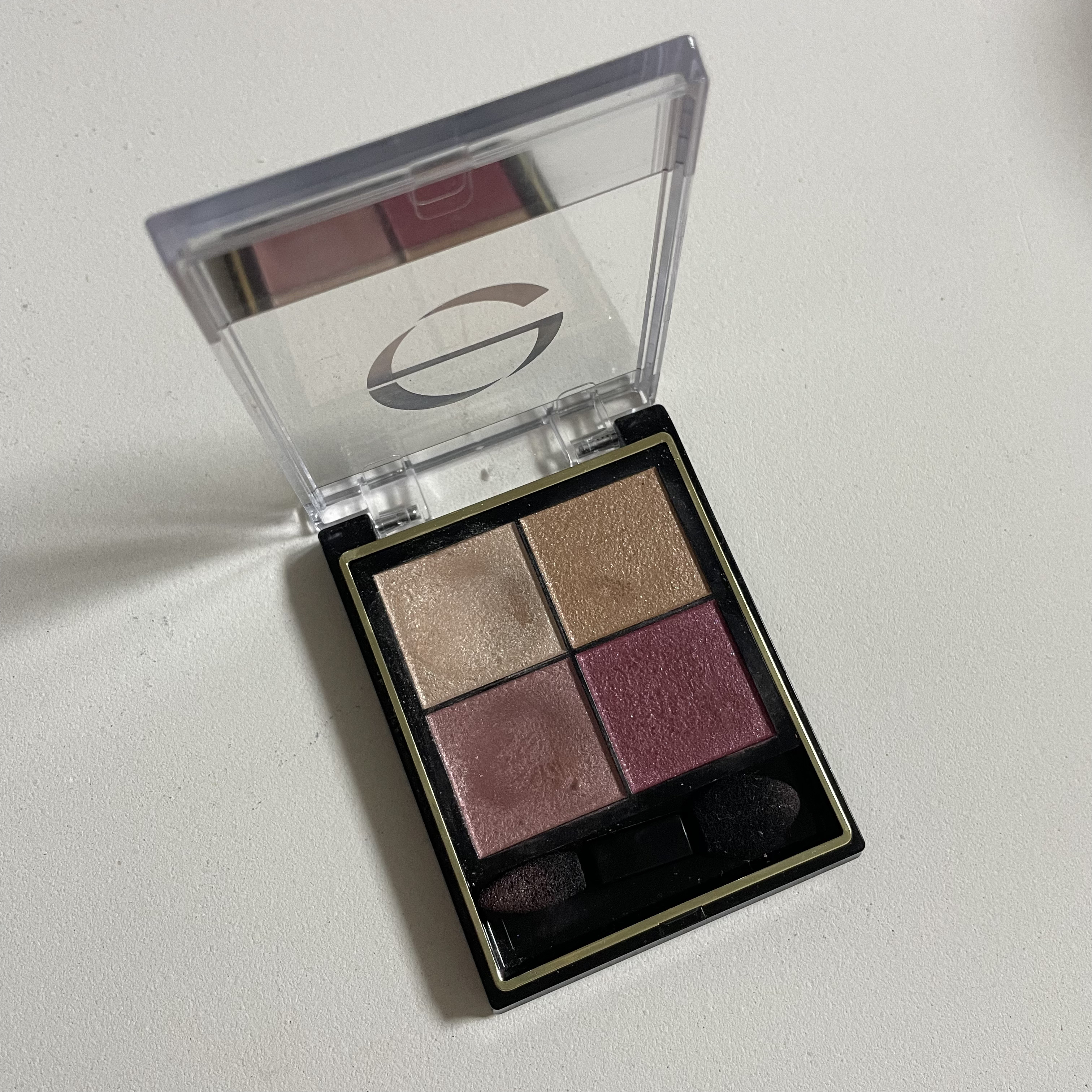 リアルクローズシャドウ CS13 ラッフルモーヴ/excel/アイシャドウパレットを使ったクチコミ（1枚目）