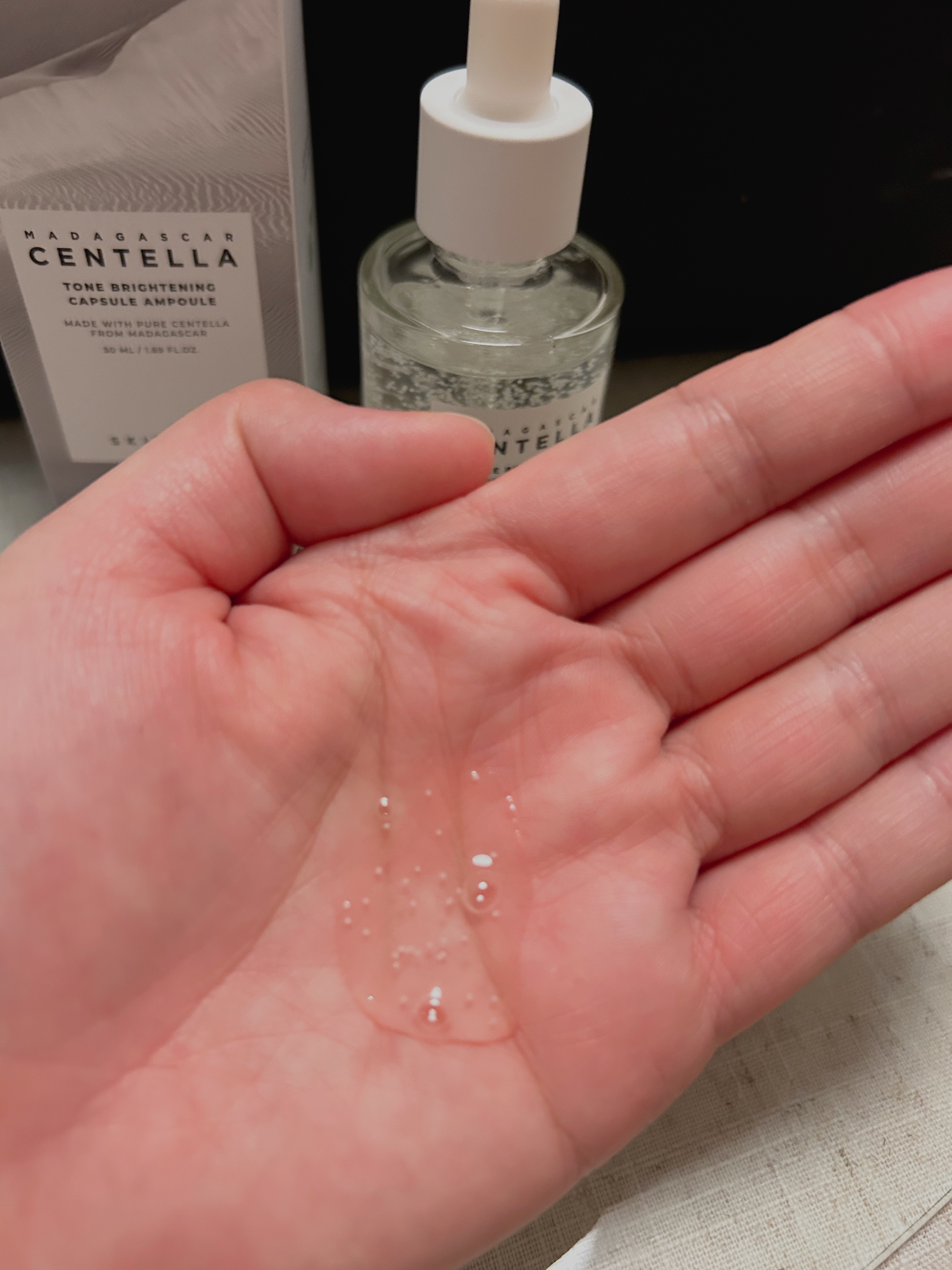 トーンブライトニング カプセルアンプル/SKIN1004/美容液を使ったクチコミ（3枚目）