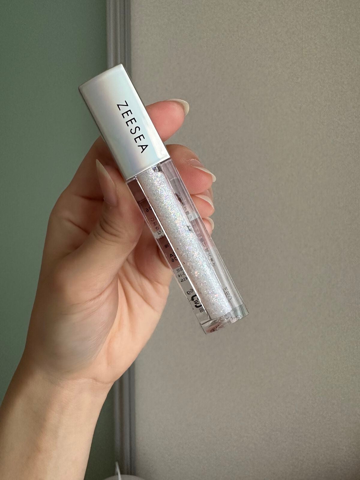 ダイヤモンドシリーズ 星空リキッドアイシャドウ/ZEESEA/リキッドアイシャドウを使ったクチコミ(2枚目)