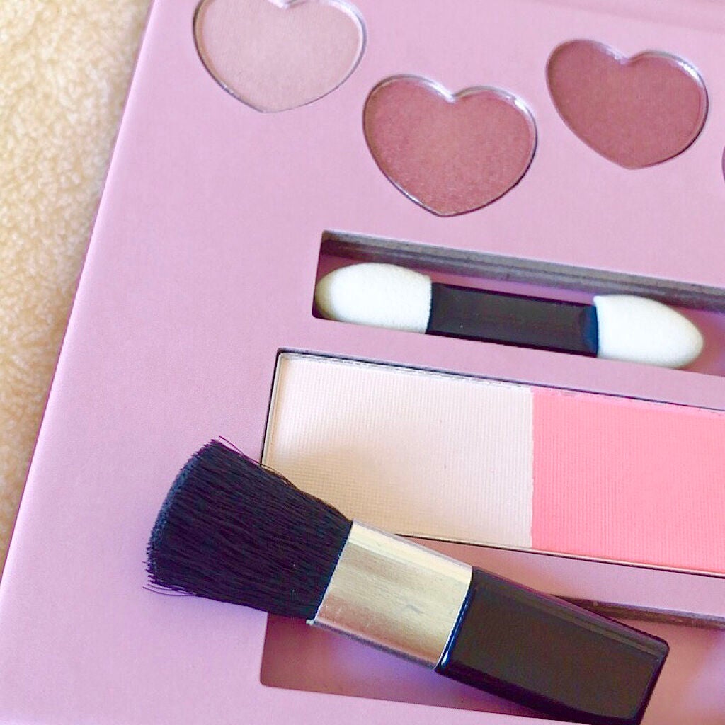 ちおちゃん♡ on LIPS 「コリラックマのチーク&アイシャドウパレットが可愛い💕パケも中身..」(4枚目)