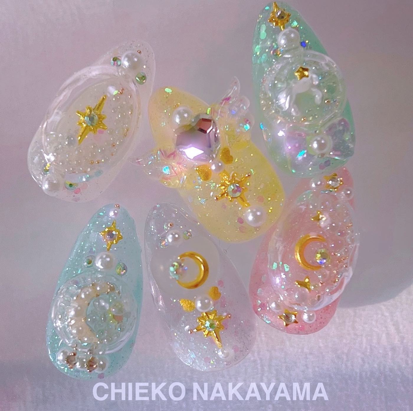 なかやまちえこ on LIPS 「本日発売!PREGELの5月の新色はゆめかわカラーです♡⠀⠀久..」(1枚目)