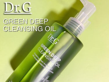 Dr.G
GREEN DEEP CLEANSING OIL

サラッとしたテクスチャですが、ほんの少し粘土あって汚れをしっかり浮かせてくれる使用感🌿
リップやアイライナーも問題なく落ちました👀

洗い上