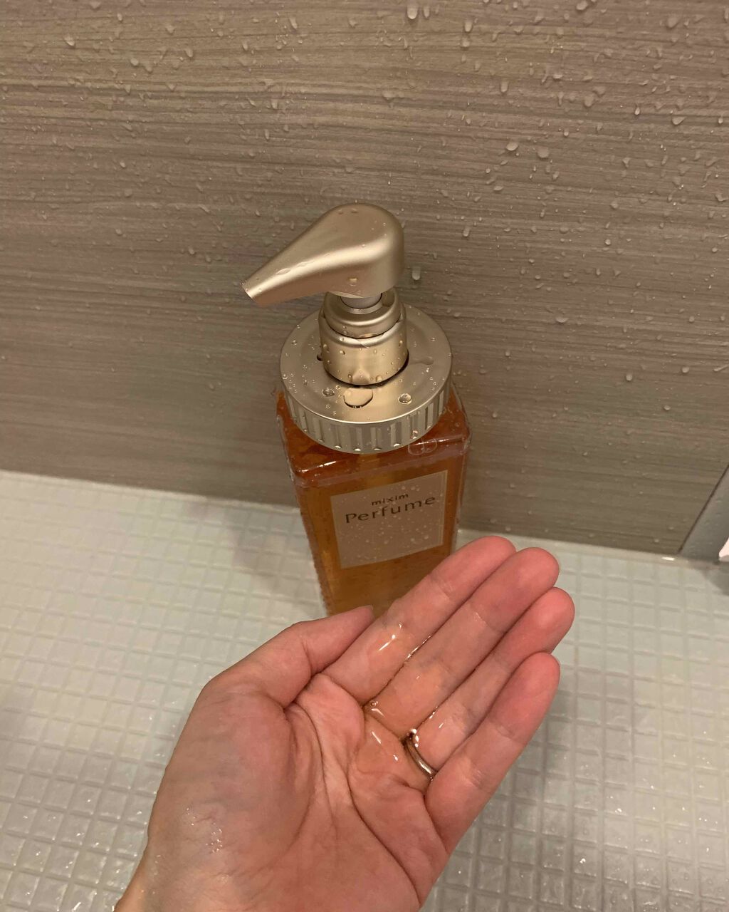 モイストリペア シャンプー/mixim Perfume/市販シャンプーを使ったクチコミ（1枚目）