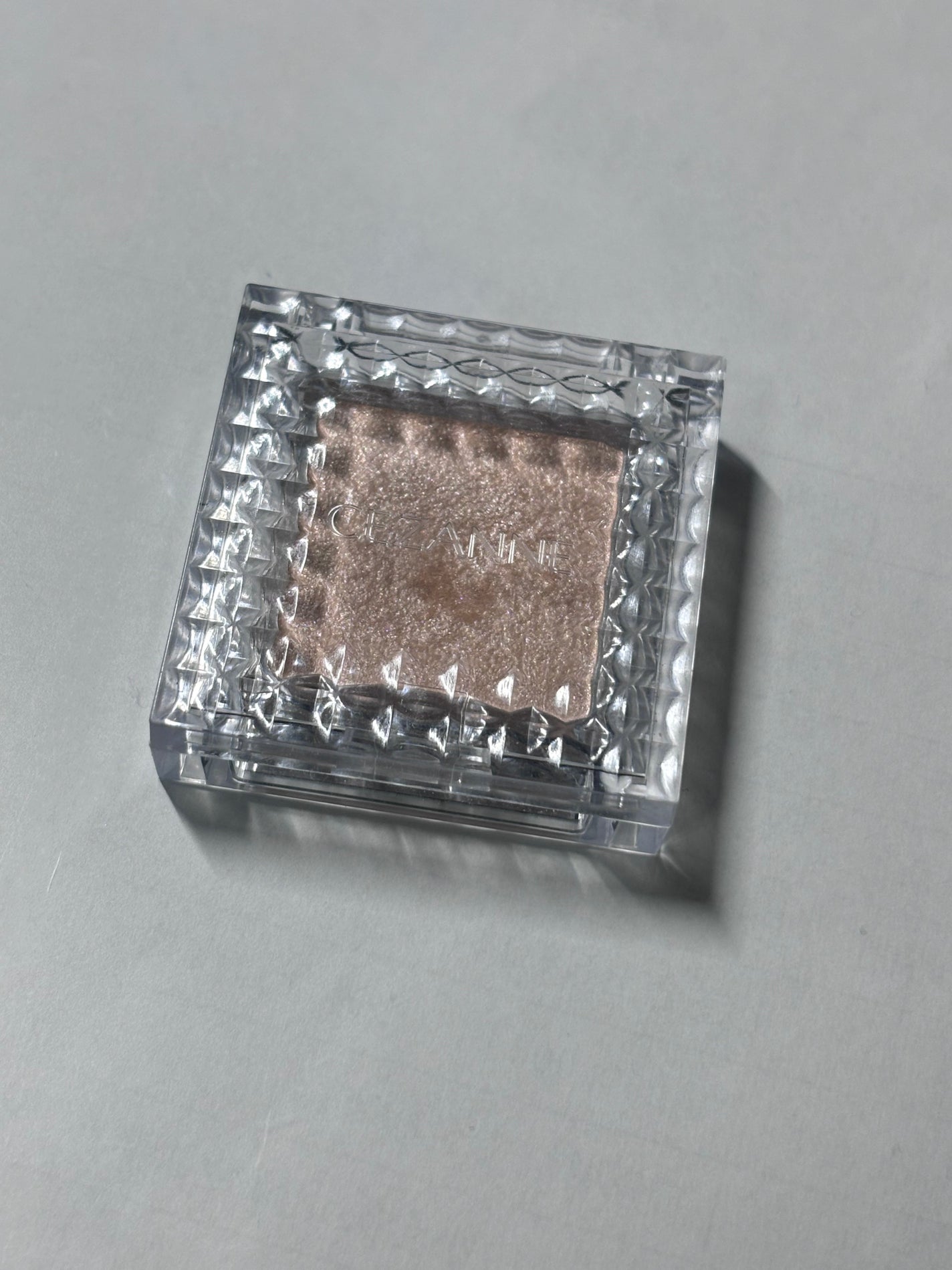 シングルカラーアイシャドウ/CEZANNE/単色アイシャドウを使ったクチコミ(1枚目)