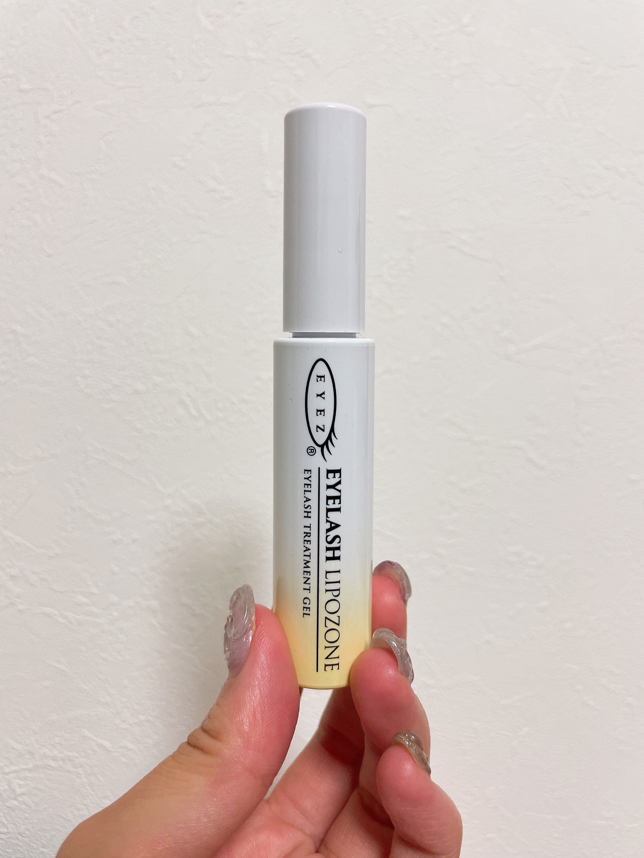 今回はまつ毛美容液👀✨


今まで10種類ちかくのまつ毛美容液を試した結果、やっと私のまつ毛に合う物を見つけました😭

伸びるのはもちろんなんですが、まつ毛が切れなくなったこと、抜けなくなったことが最高すぎました！！！

まつ毛にコシが