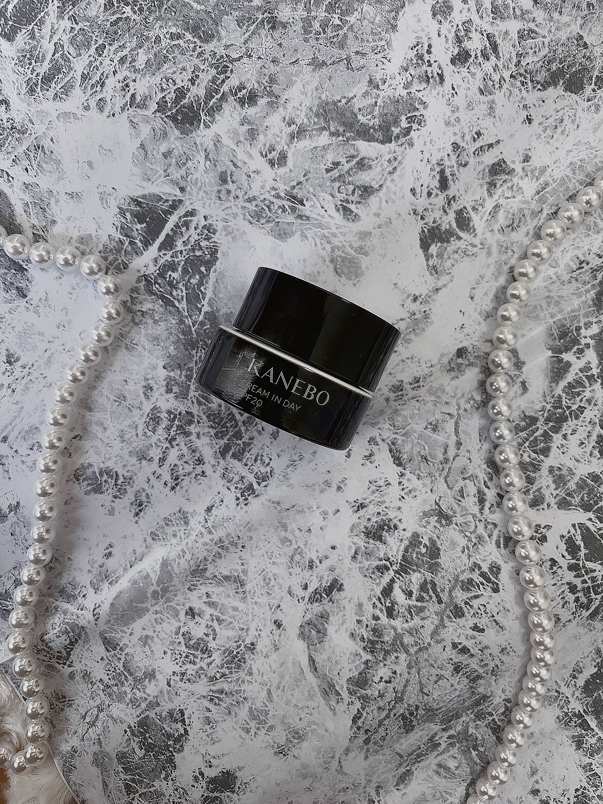 クリーム　イン　デイ/KANEBO/フェイスクリームを使ったクチコミ（3枚目）