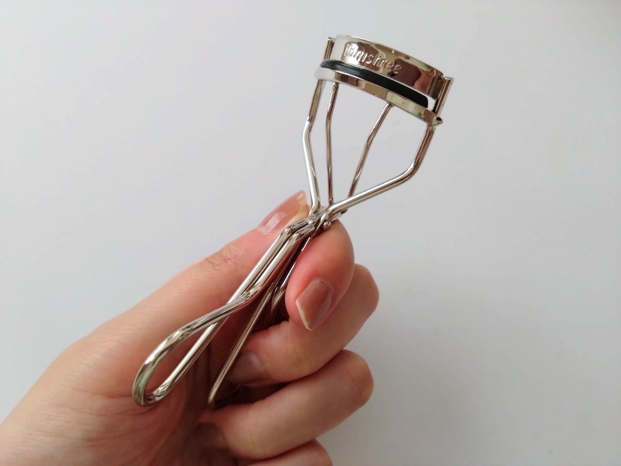 innisfree プレミアムビューラーのクチコミ「innisfreeプレミアムビューラー
イニスフリーにビューラーもあるなんて、知らなくて
今や.....」（1枚目）