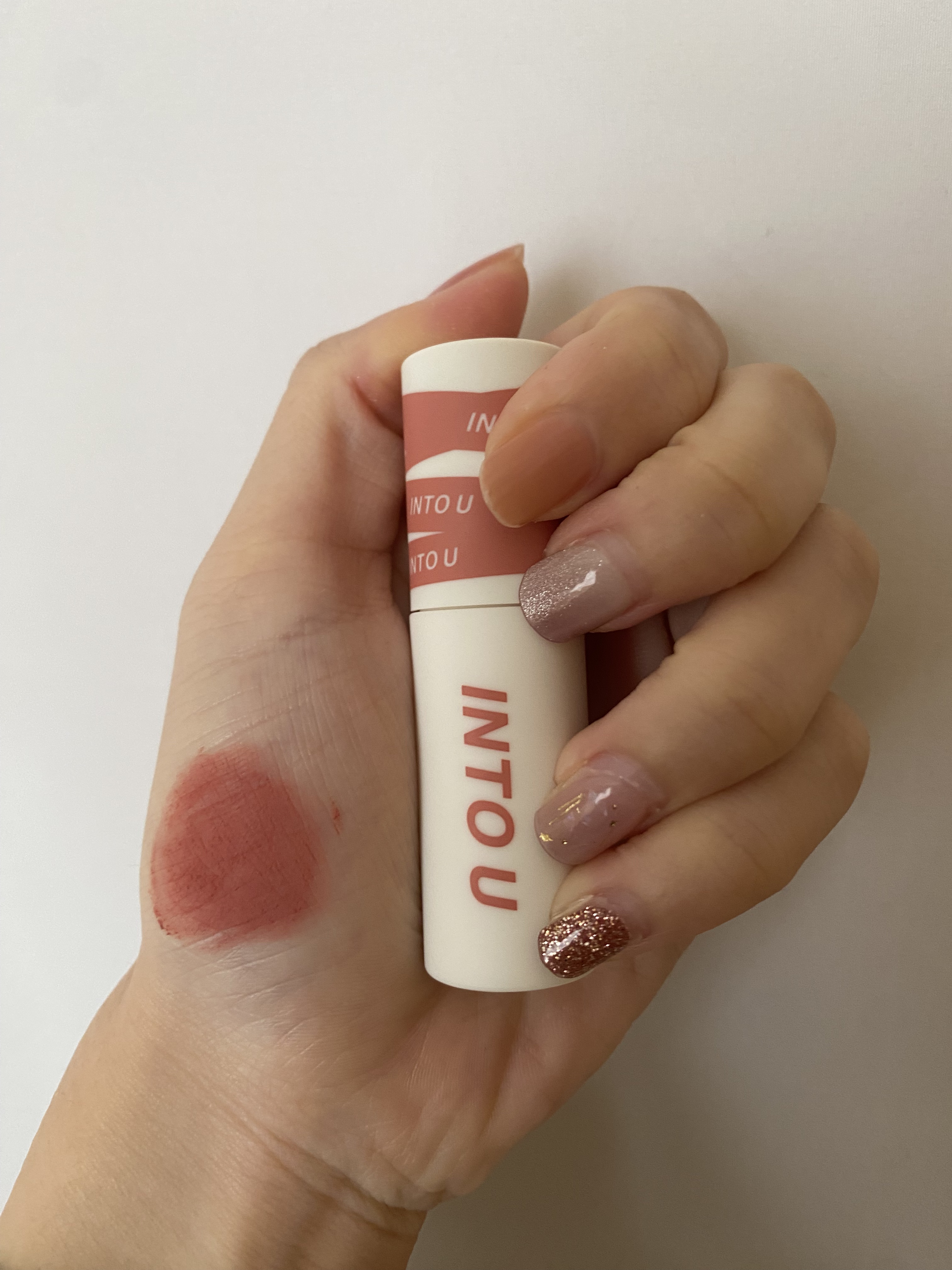 スーパーマットリップ＆チークマッド EM24 パリジェンヌピオニー/INTO U/口紅を使ったクチコミ（1枚目）