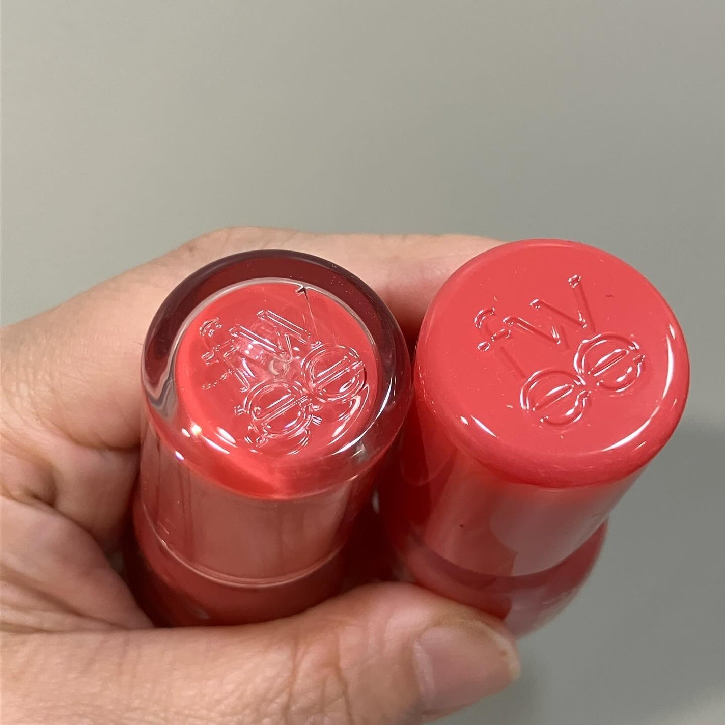 フィー 3Dボリューミンググロス/fwee/リップグロスを使ったクチコミ(4枚目)