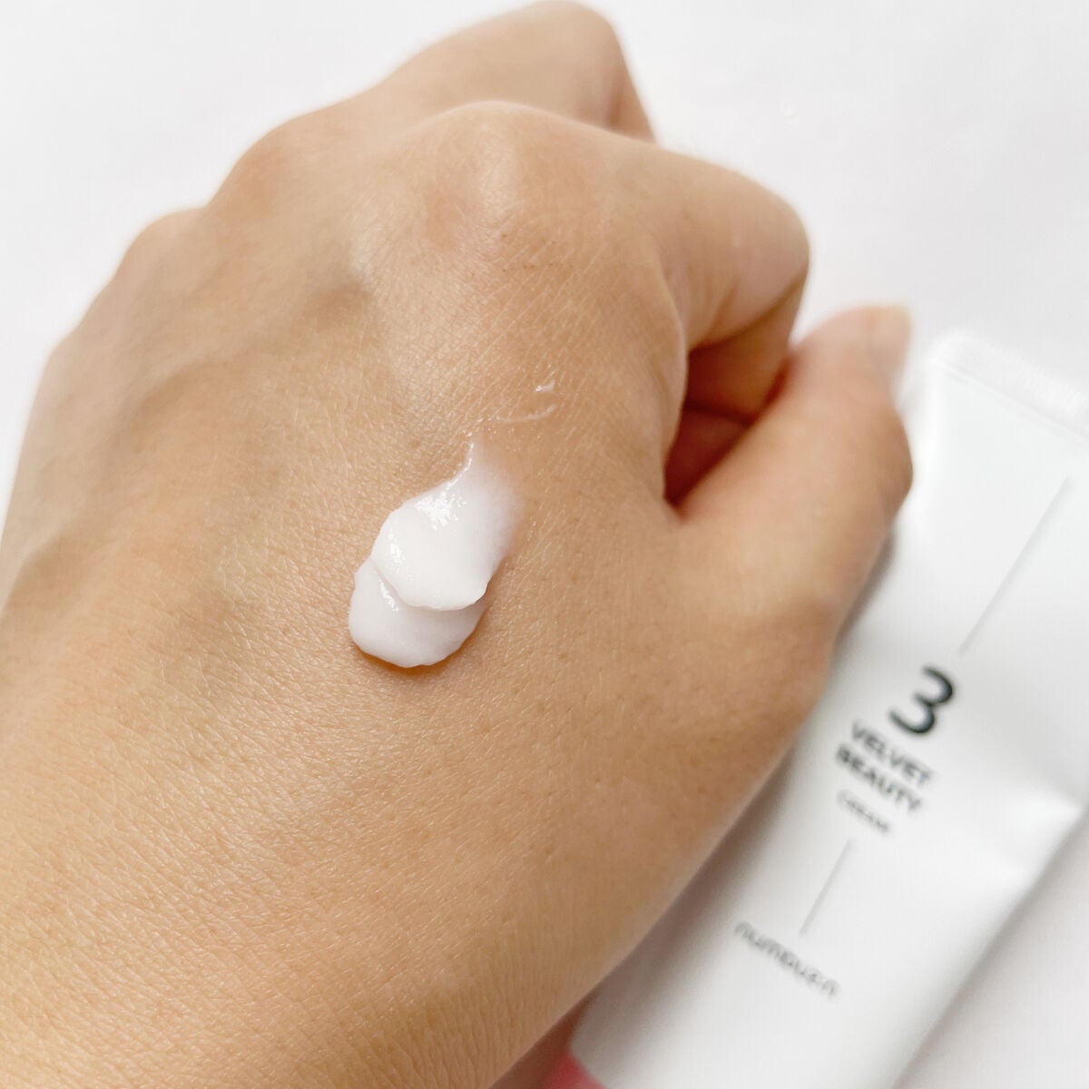 3番 シルクビューティークリーム/numbuzin/フェイスクリームを使ったクチコミ(3枚目)