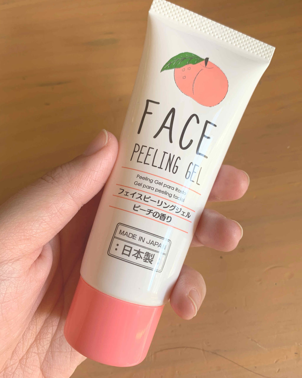 フェイスピーリングジェル ピーチの香り/DAISO/ピーリングを使ったクチコミ（1枚目）